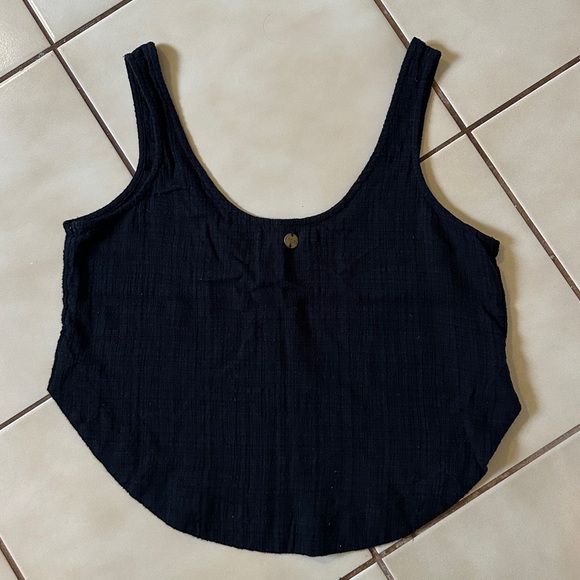 SOLD | Rip Curl Crop Tank - Picture 3 of 3